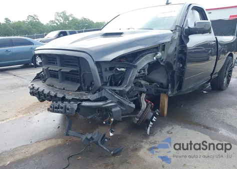 2016 Ram 1500 Sport из США, поврежденный, VIN 3C6JR6CT7GG174387